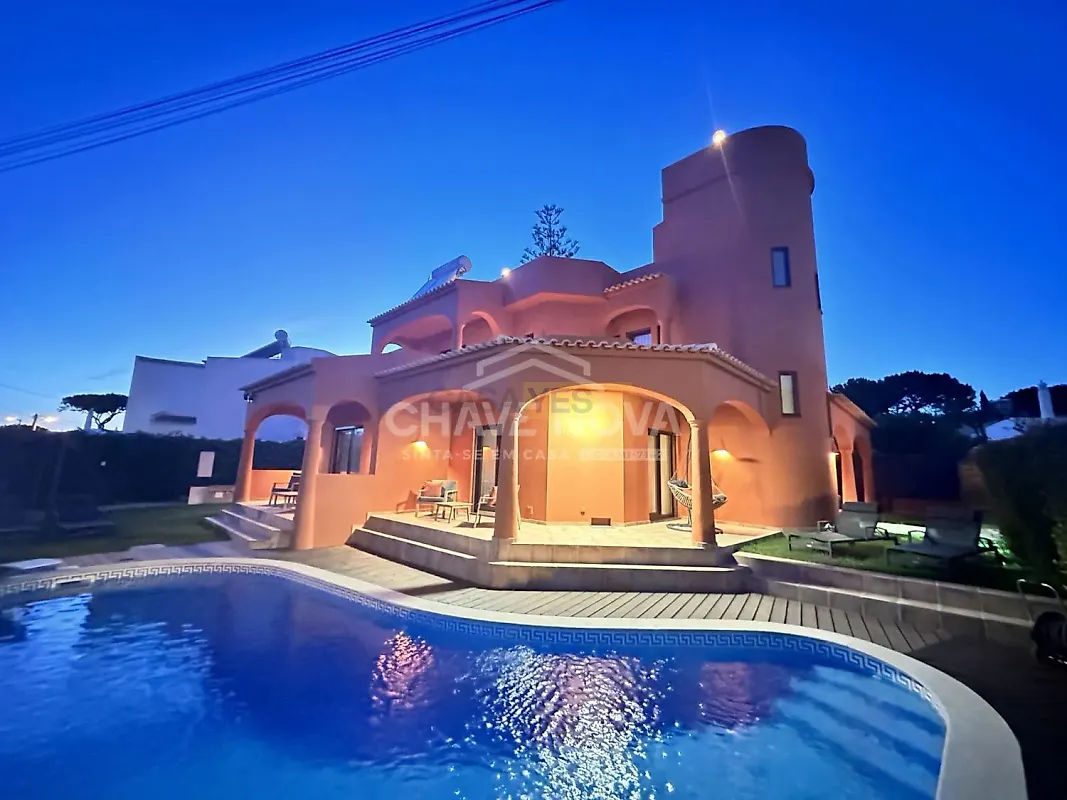 Moradia T0 em Quarteira, €1.550.000