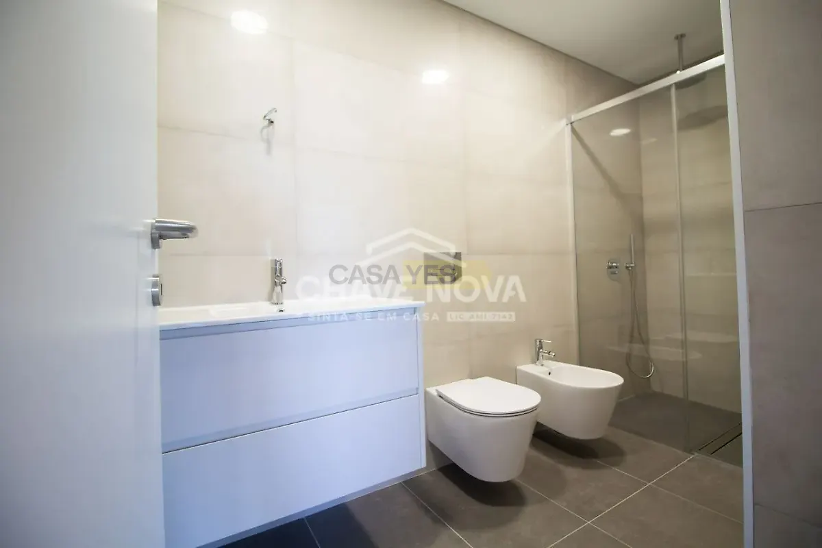 Apartamento T0 à venda em Lordelo do Ouro e Massarelos, Porto — foto 9