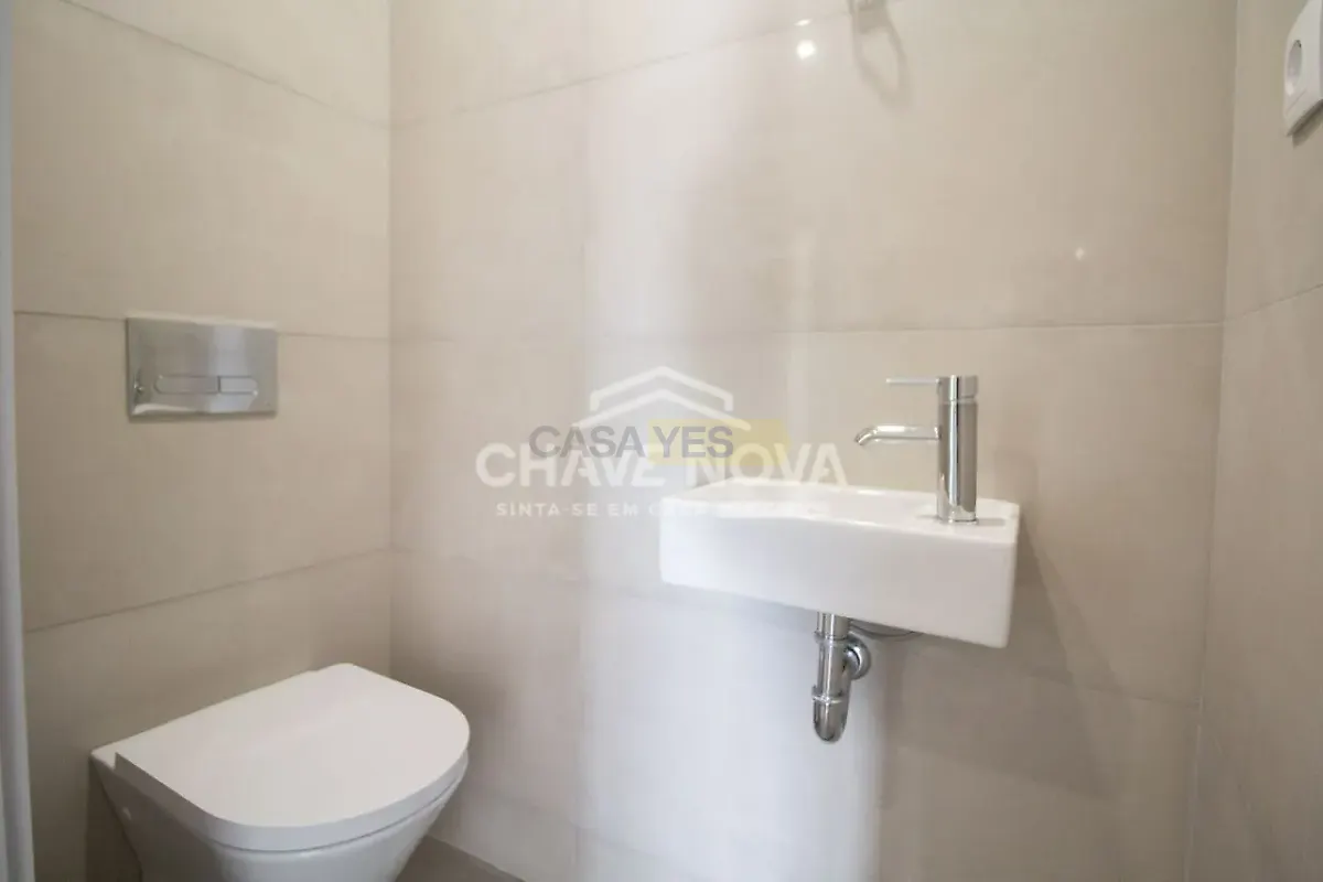 Apartamento T0 à venda em Lordelo do Ouro e Massarelos, Porto — foto 10