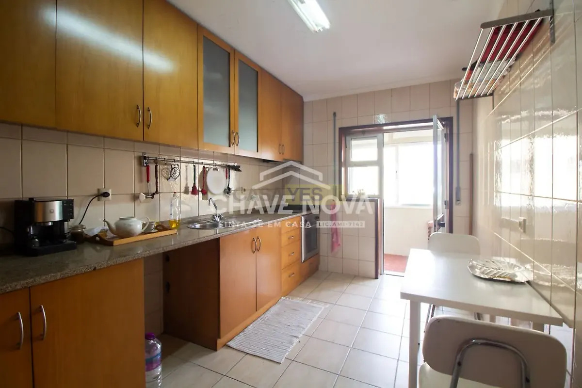 Apartamento T0 em São Félix da Marinha, €290.000