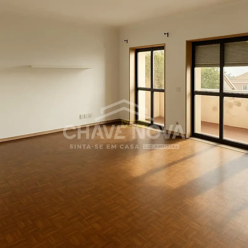 Apartamento T0 à venda em Caldas da Rainha - Santo Onofre e Serra do Bouro, Caldas da Rainha — foto 2