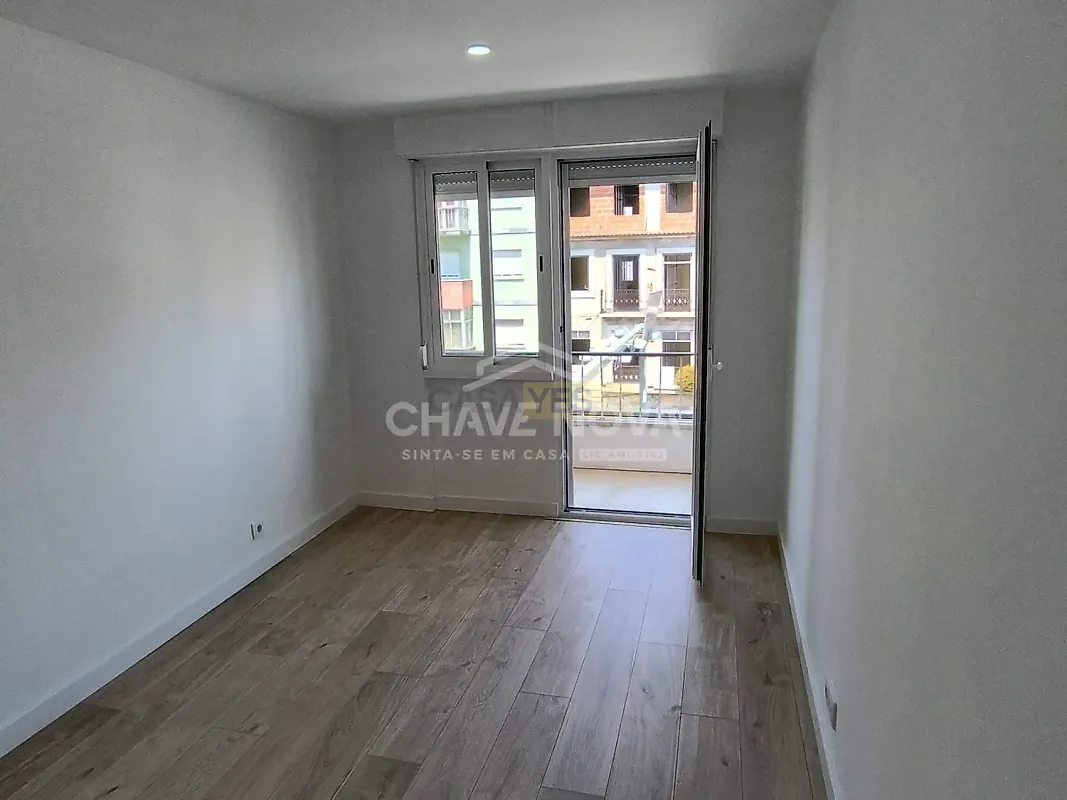 Apartamento T0 à venda em Águas Livres, Amadora — foto 2