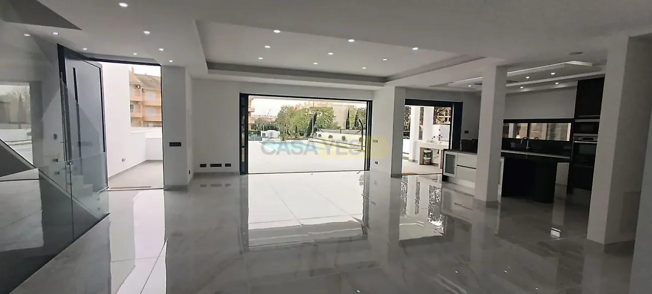 Moradia T0 em Quarteira, €2.700.000
