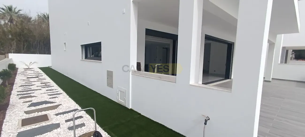 Moradia T0 à venda em Quarteira, Loulé — foto 4