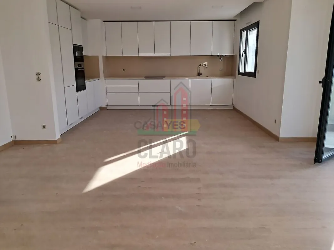Apartamento T3 à venda em Sebal e Belide, €355.000
