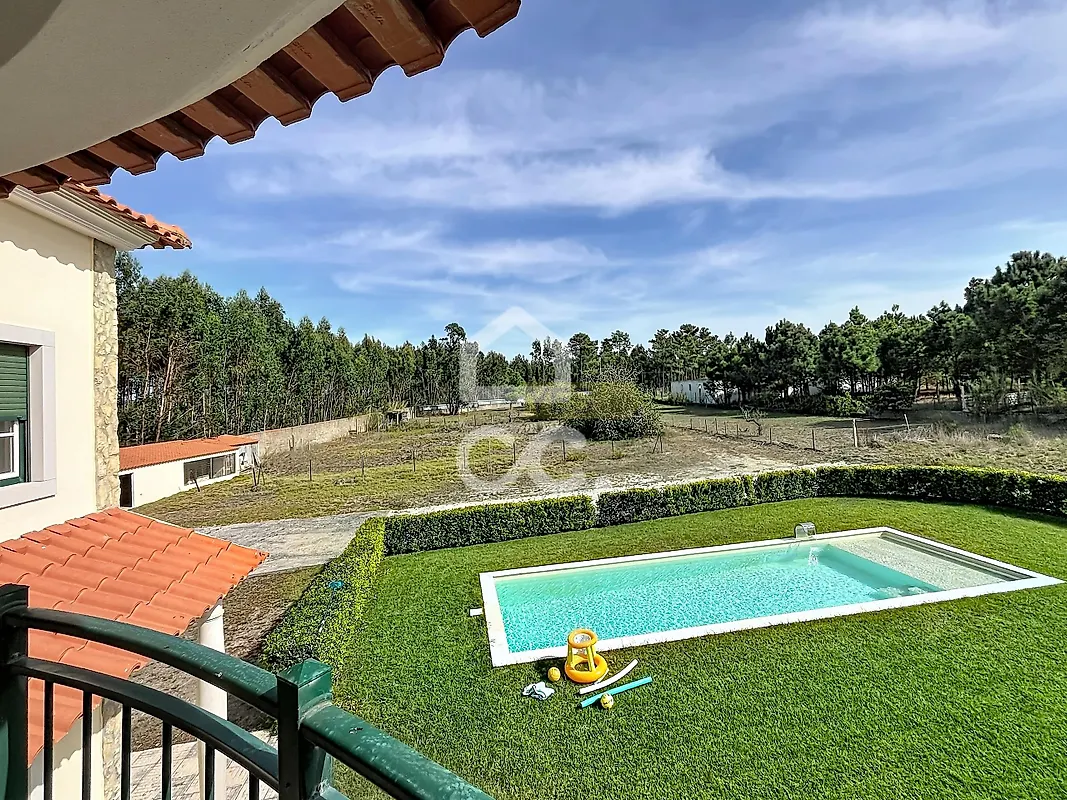 Moradia T6+ em A dos Francos, €695.000