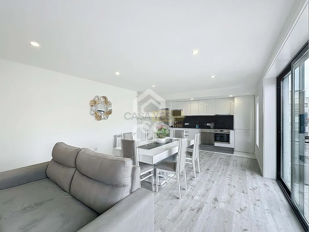 Apartamento T2 à venda em Santa Cruz/Trindade e Sanjurge, Chaves — foto 4
