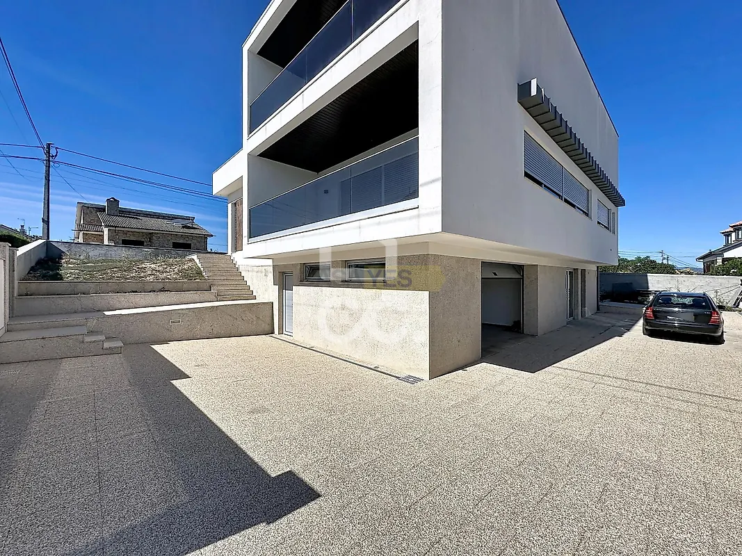 Moradia T4 em Outeiro Seco, €500.000