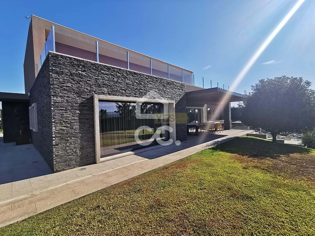 Moradia T4 à venda em Aveleda, Lousada — foto 3