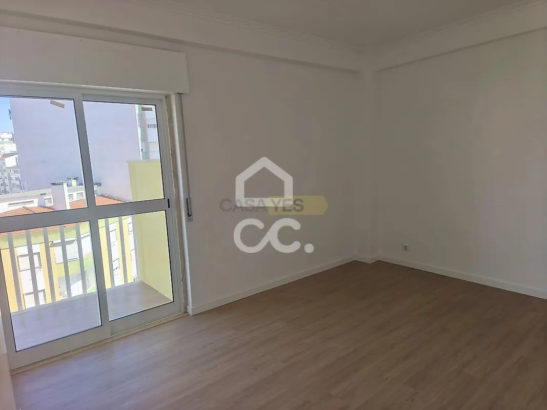 Apartamento T3 à venda em Mina de Água, Amadora — foto 4