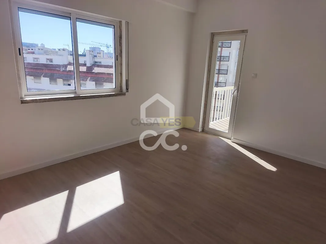 Apartamento T3 à venda em Mina de Água, Amadora — foto 7