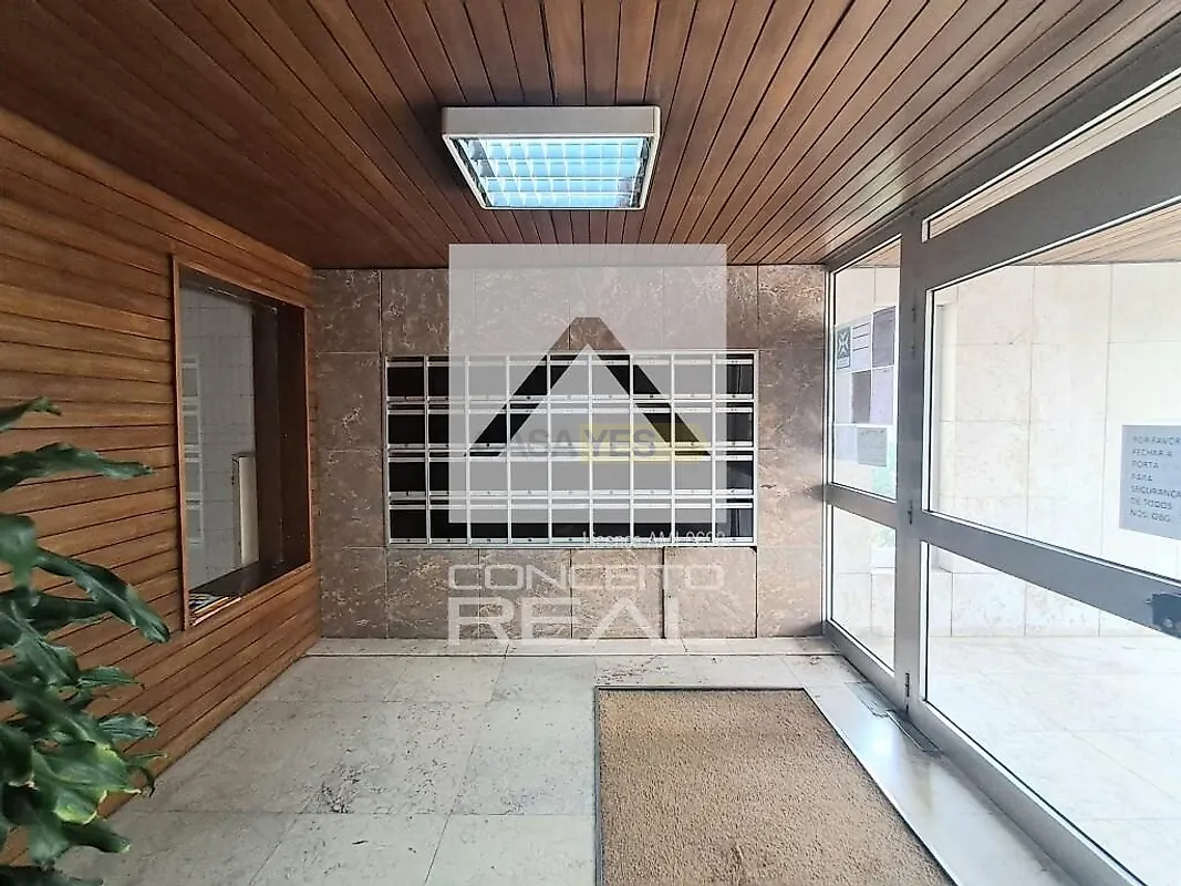 Apartamento T5 à venda em Ramalde, Porto — foto 2