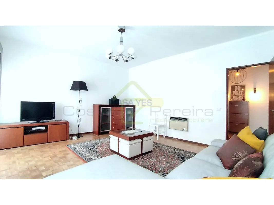 Apartamento T0 à venda em Torres Vedras (São Pedro, Santiago, Santa Maria do Castelo e São Miguel) e Matacães, Torres Vedras — foto 3