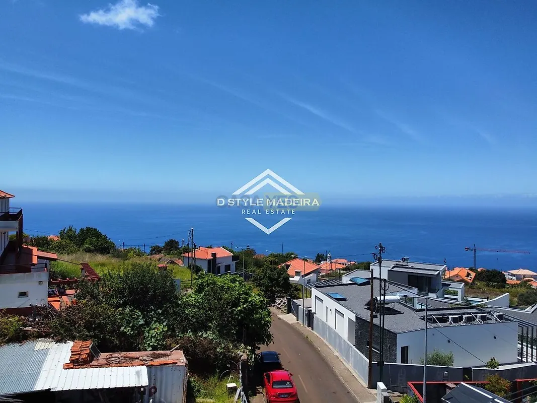 Apartamento T3 em Arco da Calheta, €1.200.000