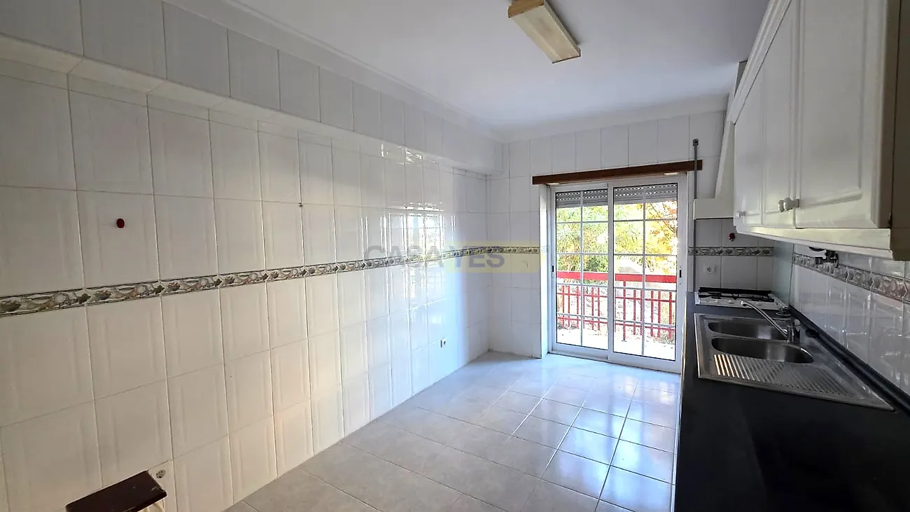 Apartamento T1 à venda em Covilhã e Canhoso, Covilhã — foto 2