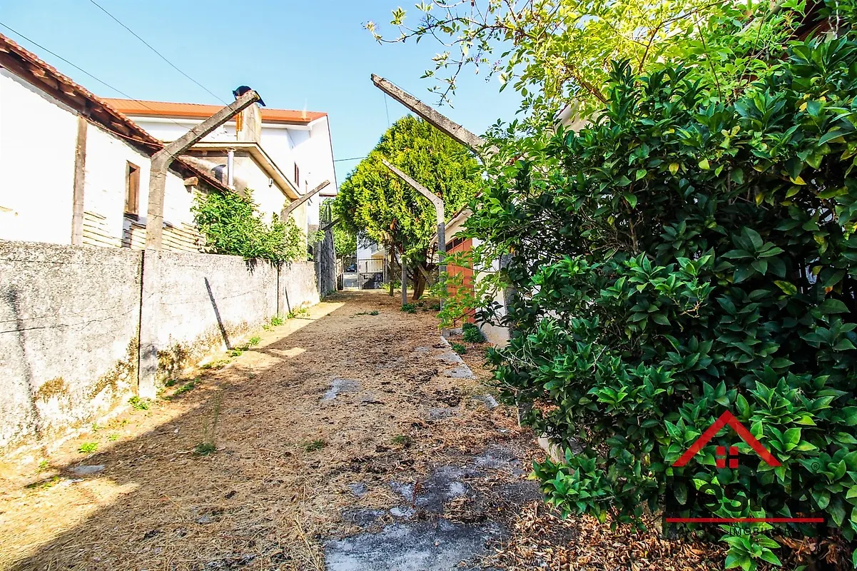 Moradia T4 à venda em São Martinho das Moitas e Covas do Rio, São Pedro do Sul — foto 18