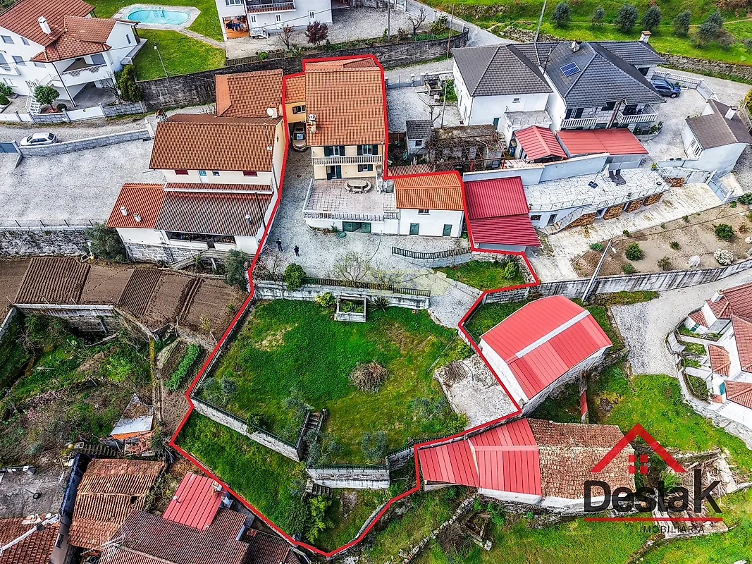 Moradia T3 à venda em Pindelo dos Milagres, São Pedro do Sul — foto 2