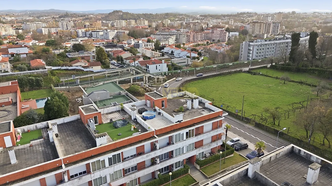 Apartamento T4 à venda em Vila Nova de Famalicão e Calendário, Vila Nova de Famalicão — foto 26