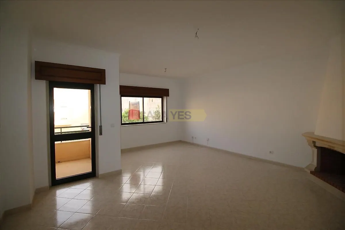 Apartamento T4 à venda em Santarém (Marvila), Santa Iria da Ribeira de Santarém, Santarém (São Salvador) e Santarém (São Nicolau), Santarém — foto 2
