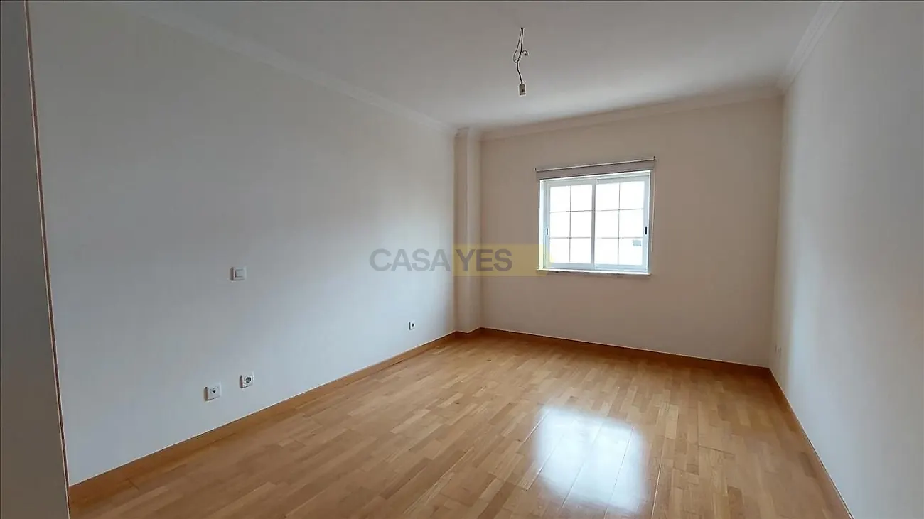 Apartamento T4 à venda em Sintra (Santa Maria e São Miguel, São Martinho e São Pedro de Penaferrim), Sintra — foto 12