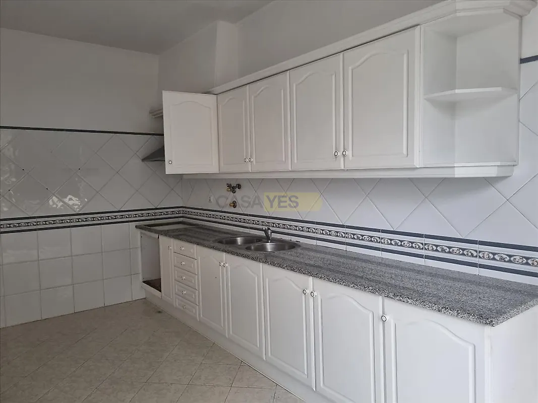 Apartamento T3 à venda em Santarém (Marvila), Santa Iria da Ribeira de Santarém, Santarém (São Salvador) e Santarém (São Nicolau), Santarém — foto 4
