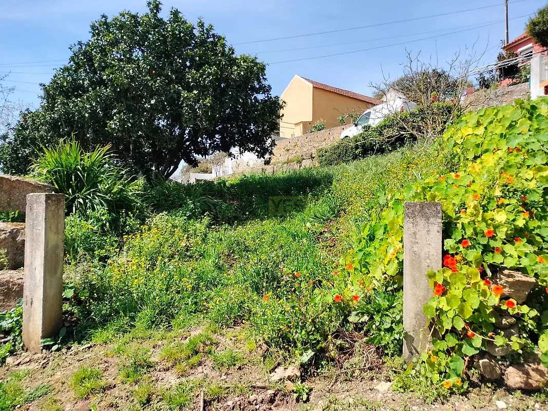 Moradia T1 em Almargem do Bispo, Pêro Pinheiro e Montelavar, €139.000