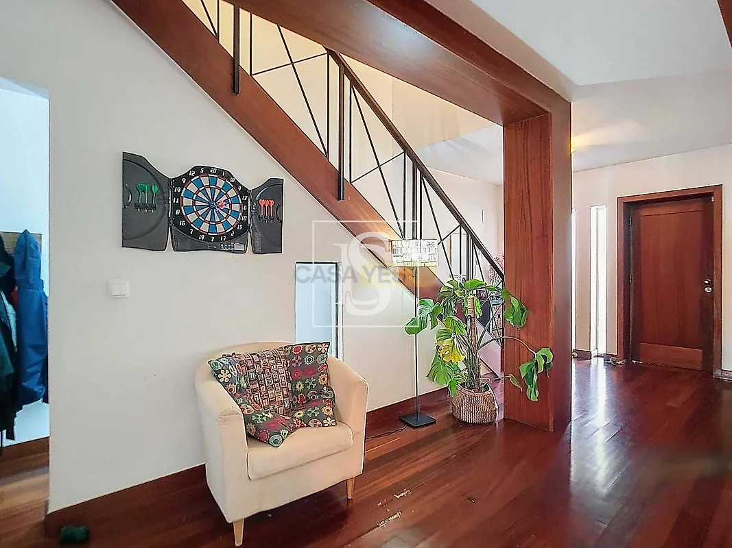 Moradia T3 à venda em Nogueira da Regedoura, €349.000