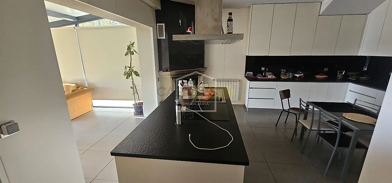 Moradia T6+ à venda em Mancelos, Amarante — foto 12