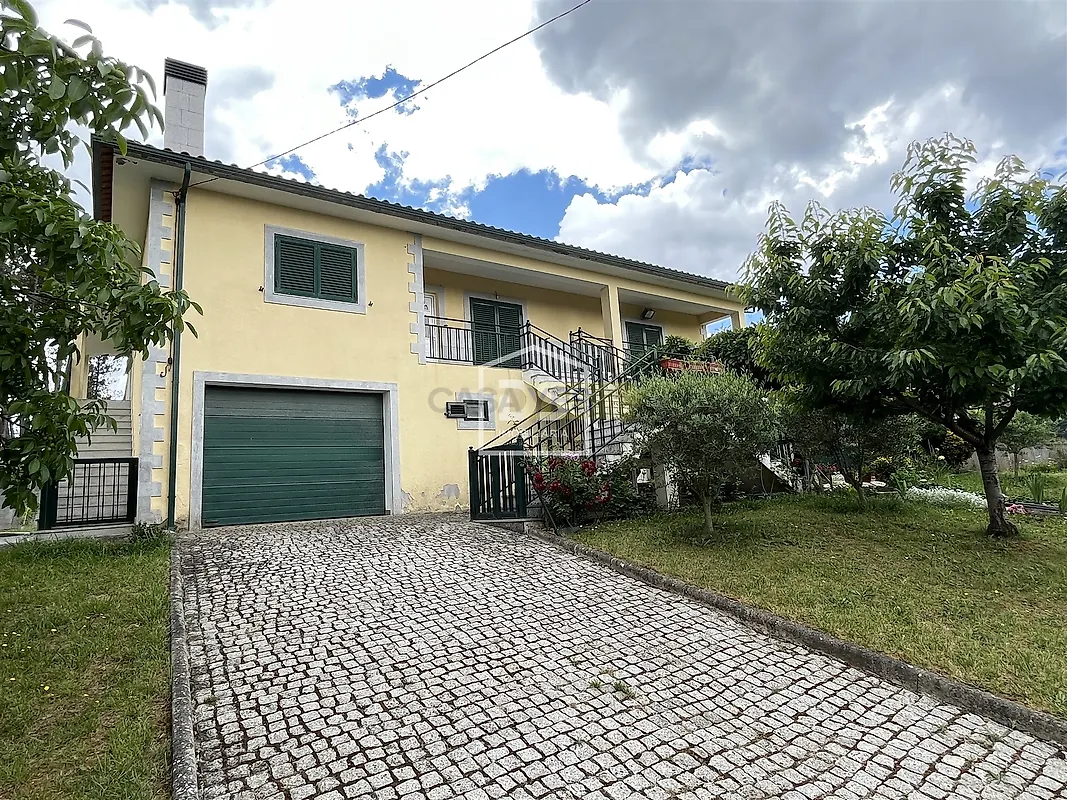 Moradia T5 à venda em Andrães, Vila Real — foto 4