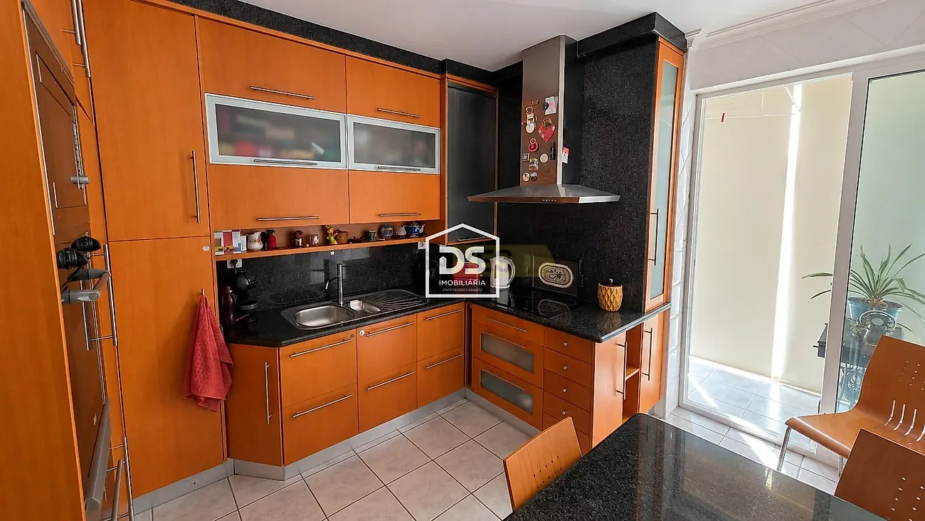 Apartamento T3 à venda em Peso da Régua e Godim, Peso da Régua — foto 2