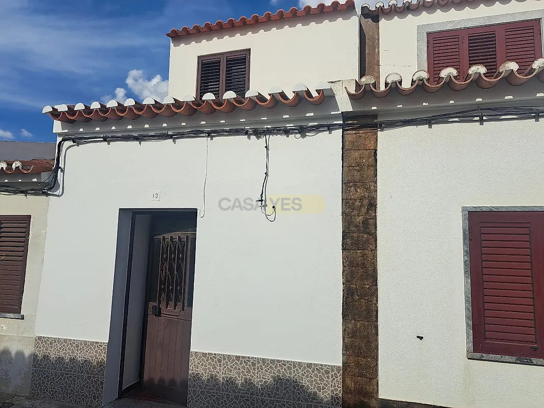 Moradia T2 à venda em Santa Clara de Louredo, Beja — foto 2