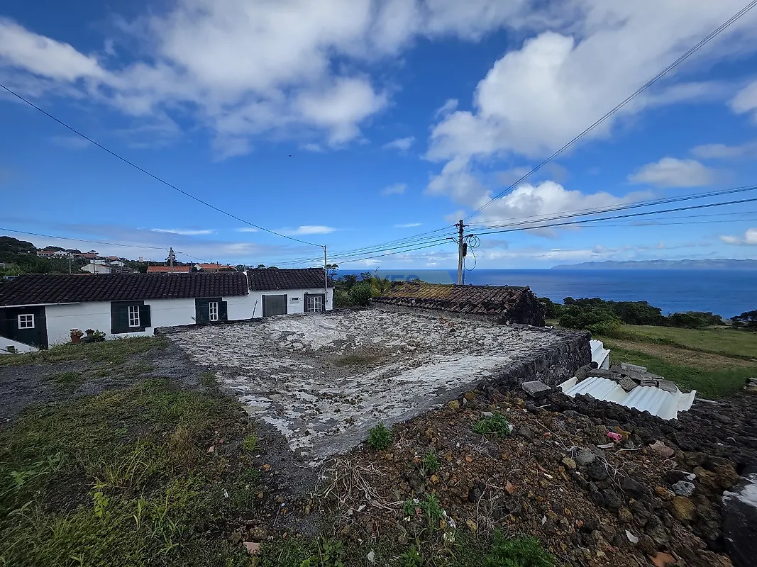 Moradia T2 à venda em Santo António, São Roque do Pico — foto 3