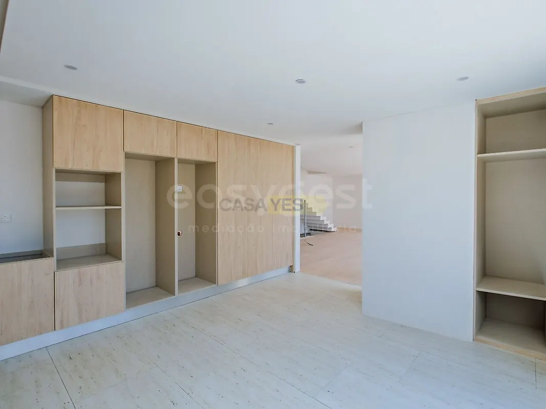 Moradia T4 à venda em Torres Vedras (São Pedro, Santiago, Santa Maria do Castelo e São Miguel) e Matacães, Torres Vedras — foto 6
