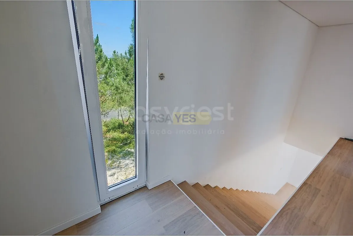 Moradia T4 à venda em Torres Vedras (São Pedro, Santiago, Santa Maria do Castelo e São Miguel) e Matacães, Torres Vedras — foto 31