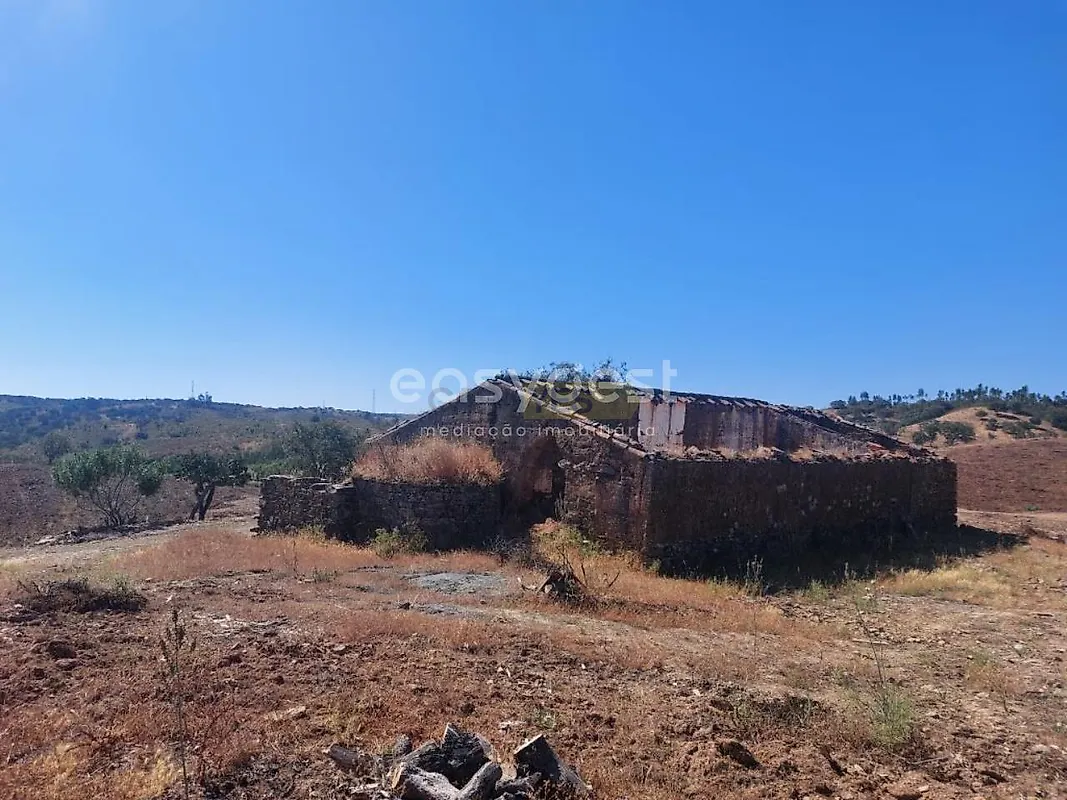 Apartamento T2 em Santana da Serra, €189.000