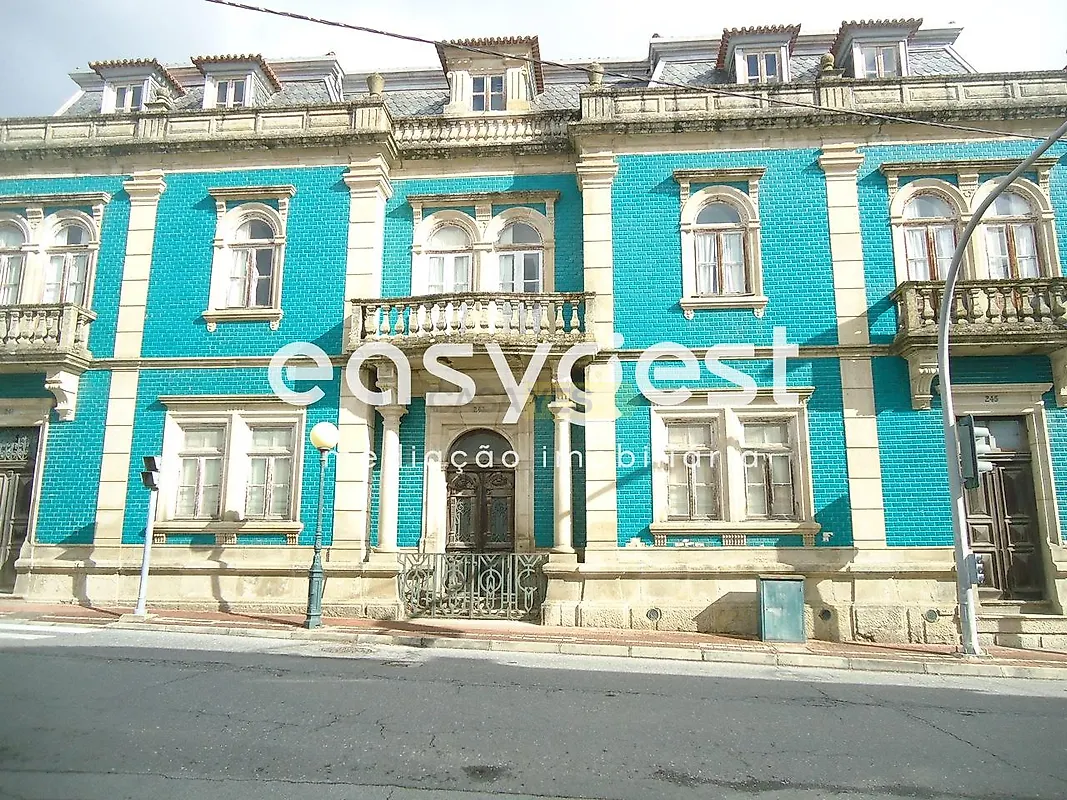 Moradia T6+ à venda em Tortosendo, Covilhã — foto 2