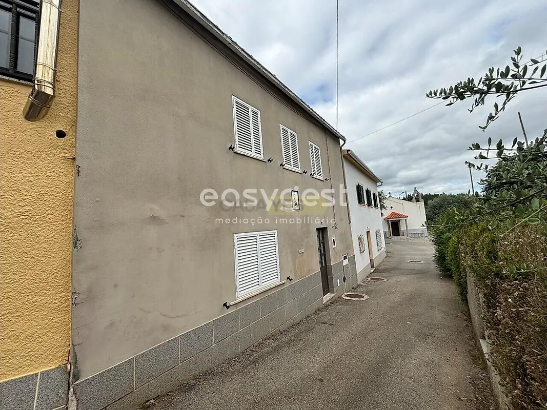 Moradia T3 à venda em Santa Ovaia e Vila Pouca da Beira, Oliveira do Hospital — foto 3