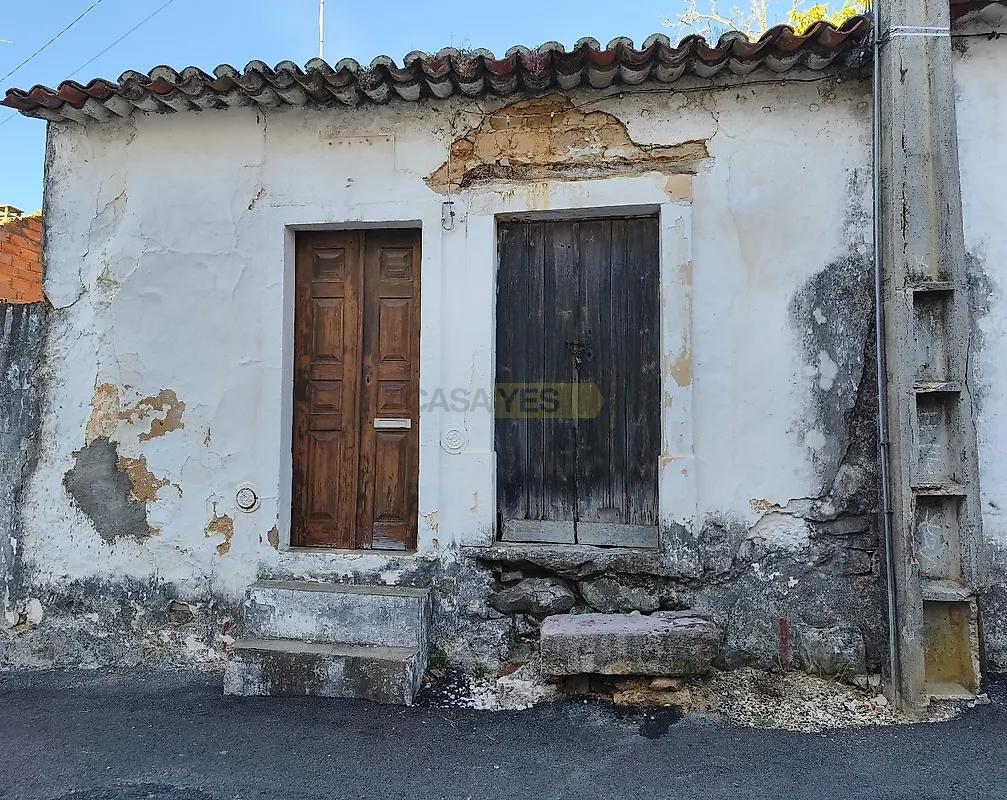 Moradia T0 em Amiais de Baixo, €39.900