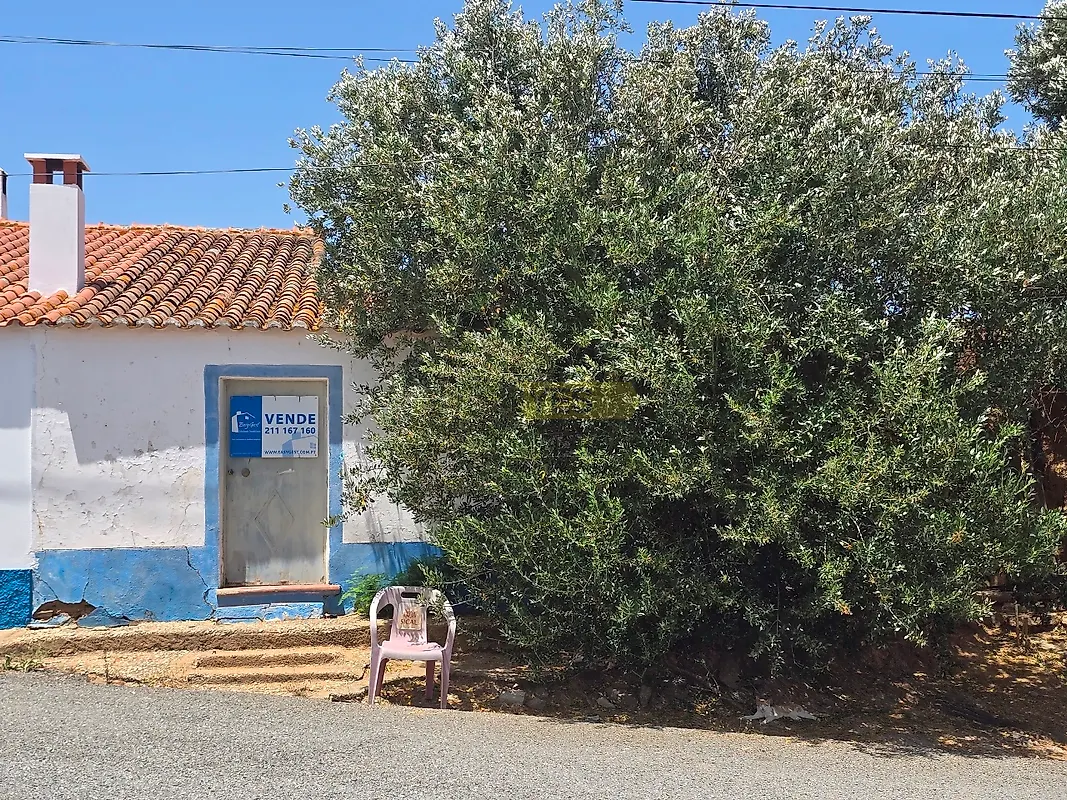 Moradia T2 em Alcaria Ruiva, €50.000