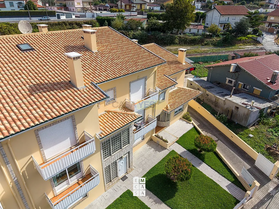 Apartamento T3 à venda em Oliveira de Azeméis, Santiago de Riba-Ul, Ul, Macinhata da Seixa e Madail, Oliveira de Azeméis — foto 8