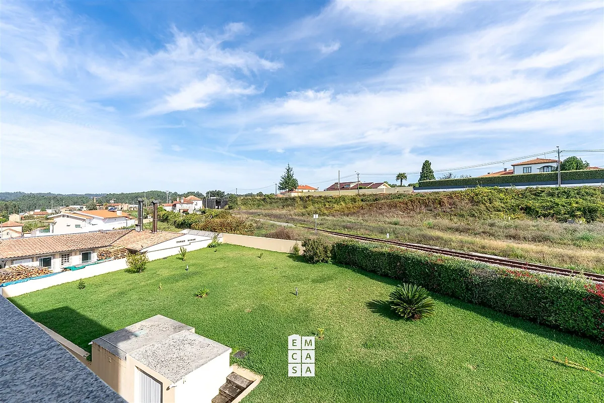 Apartamento T3 à venda em Oliveira de Azeméis, Santiago de Riba-Ul, Ul, Macinhata da Seixa e Madail, Oliveira de Azeméis — foto 26
