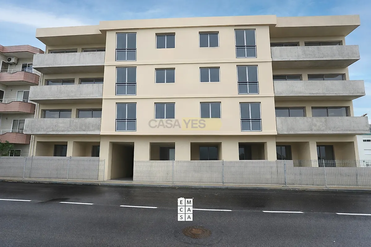 Apartamento T0 em Oliveira de Azeméis, Santiago de Riba-Ul, Ul, Macinhata da Seixa e Madail, €220.000