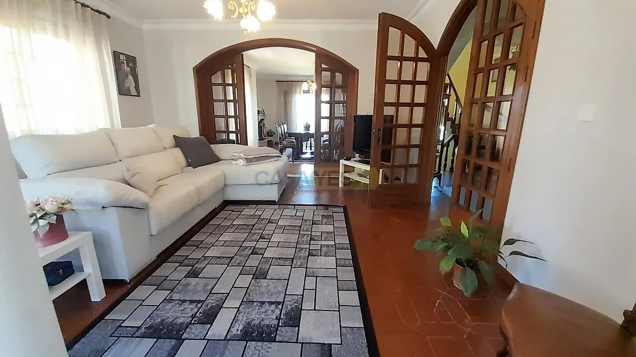 Moradia T5 à venda em Póvoa de Varzim, Beiriz e Argivai, €429.000