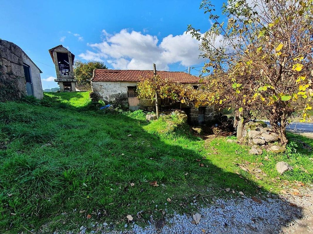 Moradia T0 à venda em Campelo e Ovil, €82.000