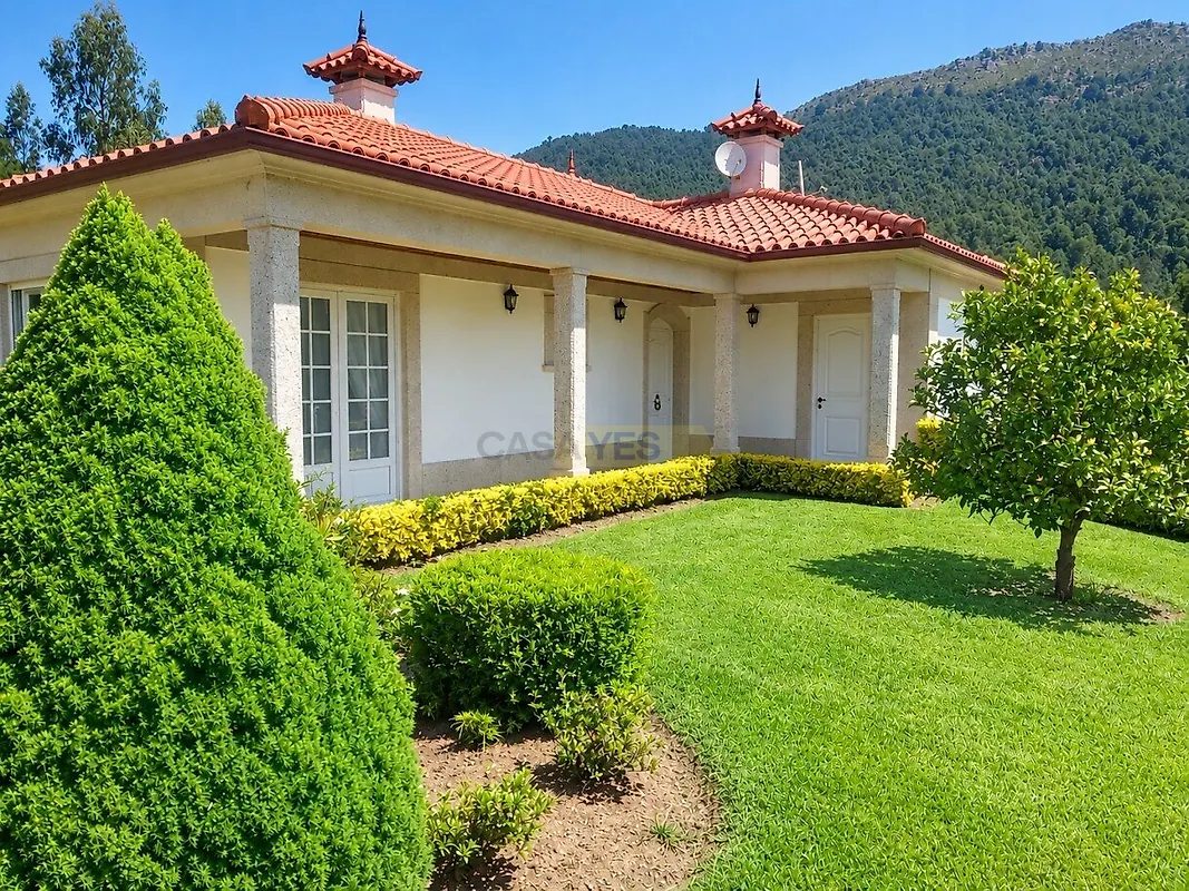 Moradia T3 em Outeiro, €399.000