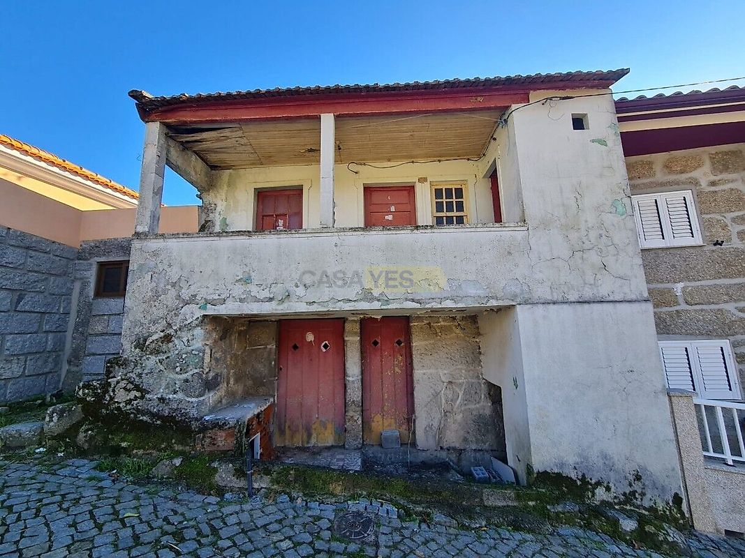 Moradia T2 em Santa Marinha do Zêzere, €32.000