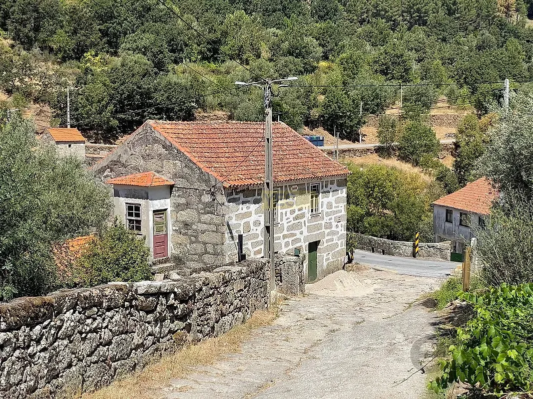 Moradia T3 à venda em Mizarela, Pêro Soares e Vila Soeiro, Guarda — foto 6