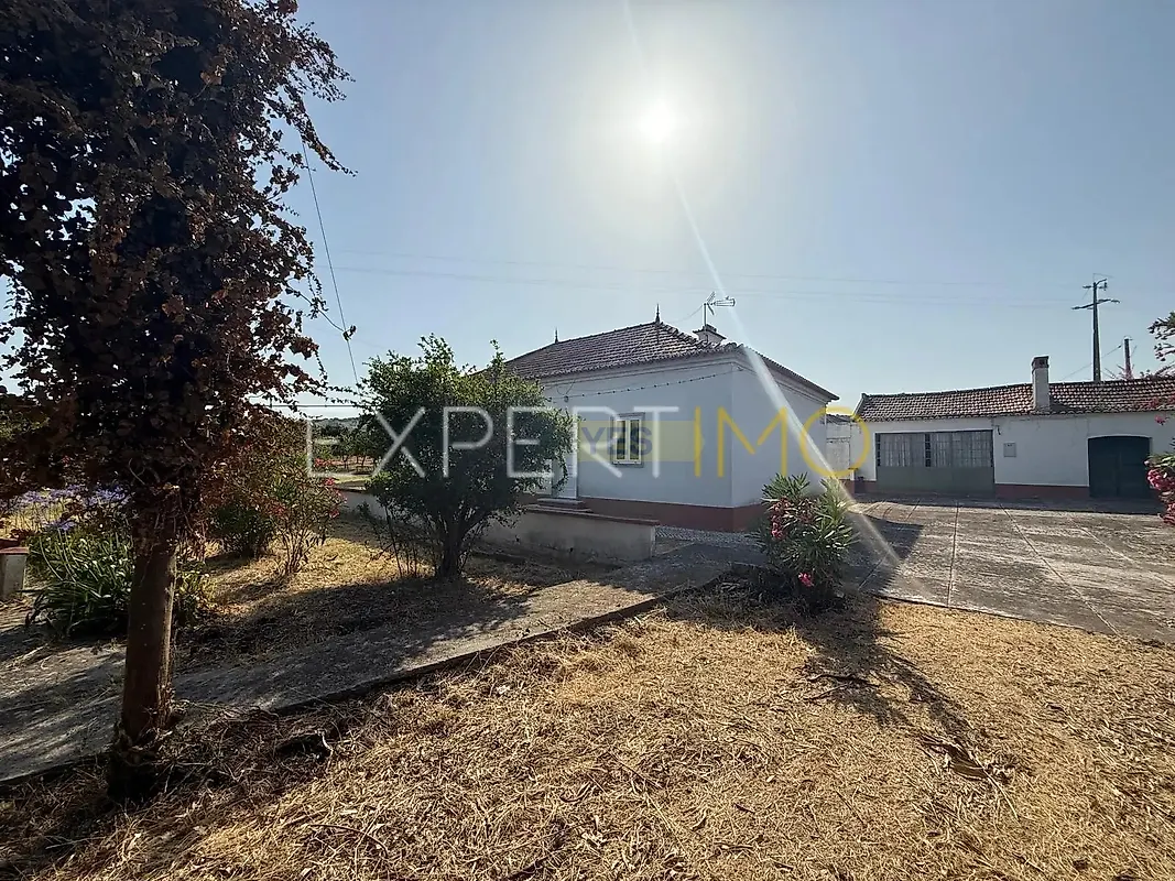 Moradia T4 à venda em Carregado e Cadafais, Alenquer — foto 3