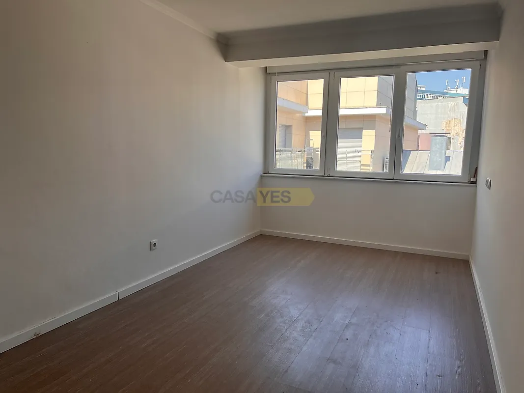 Apartamento T4 à venda em Águas Livres, Amadora — foto 21