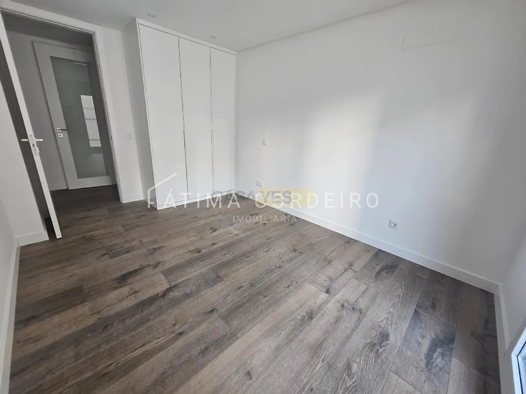 Apartamento T5 à venda em Laranjeiro e Feijó, Almada — foto 19